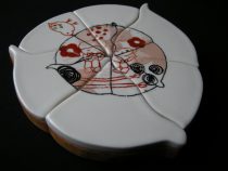 風船かずらのパズル(赤）