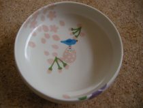 お誕生祝いの離乳食碗