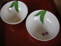 すずらんの夫婦茶碗